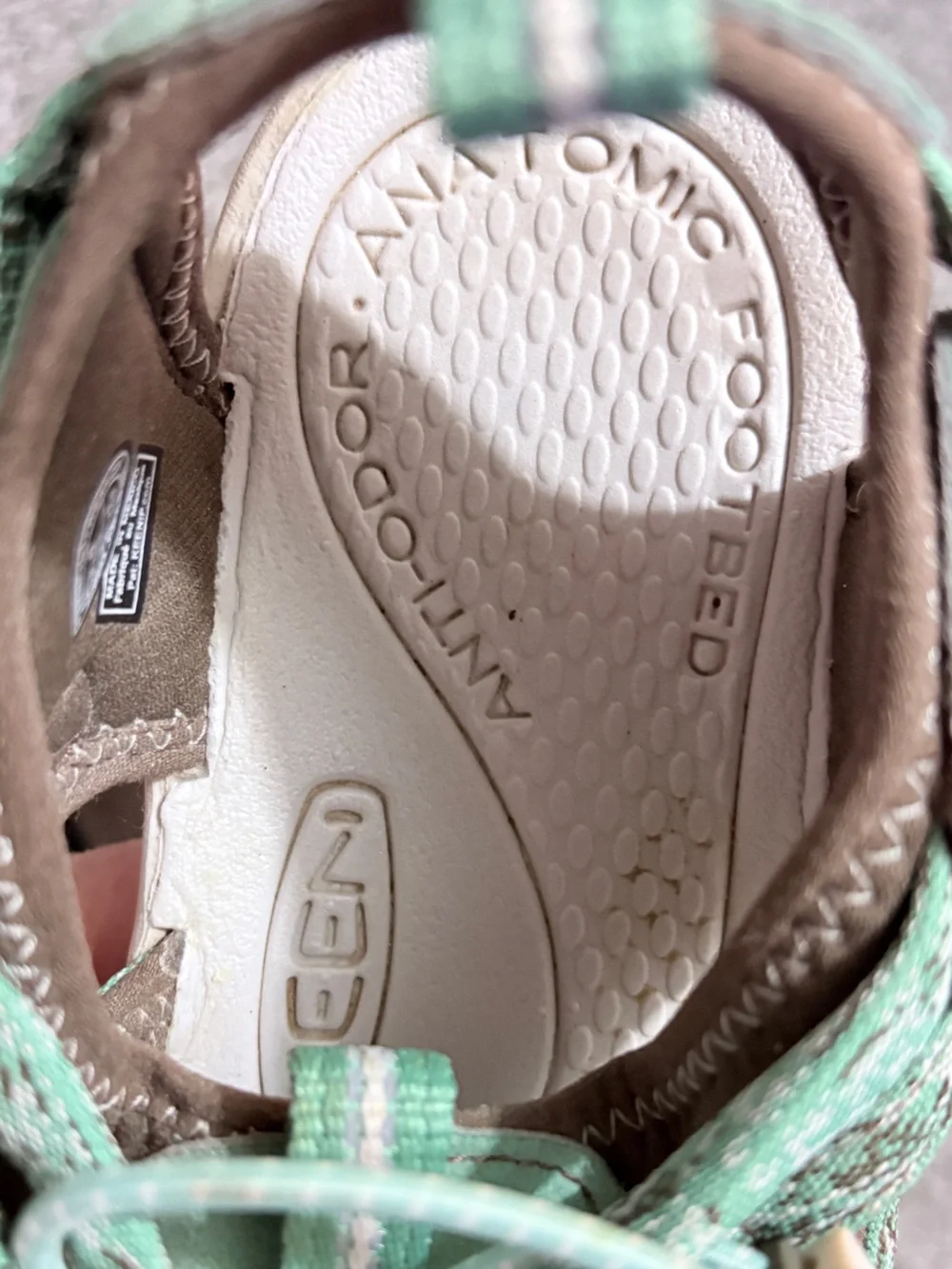 Keen Womens Size 8 Whisper Hiking Water Shoe Sage Green Lily Pad 1016243 Sandals